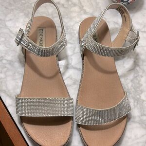 Steve Madden rhinestone flat sandals. Size 9M